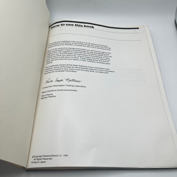 Vintage lot of Microwave cookbooks, 1980's retro cookbook, novelty gift - Picture 10 of 16